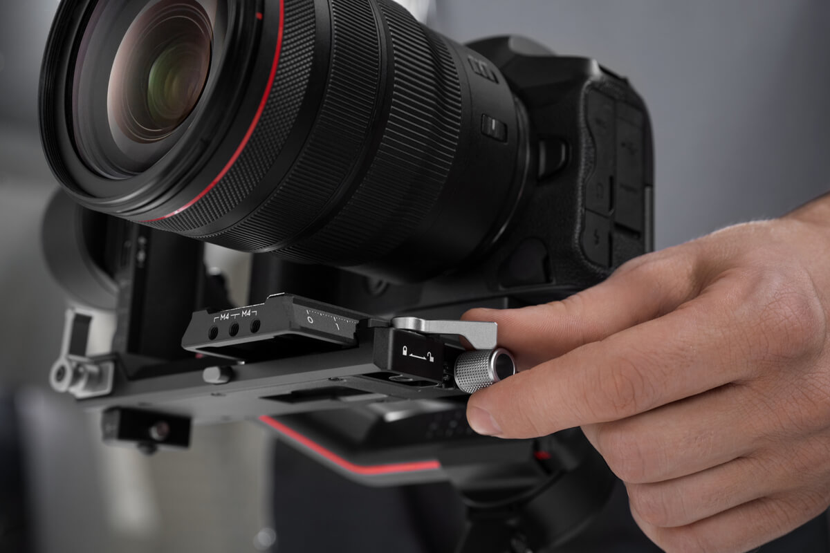 DJI R 퀵 릴리즈 플레이트 (상)